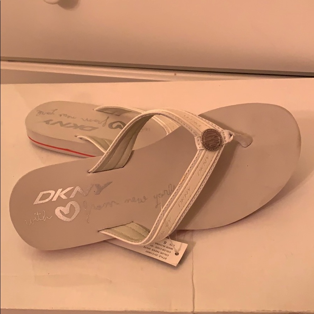 NWT White DKNY Flip Flops